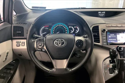 More photos of 2015 Toyota Venza XLE at Bob Ruth Ford Dillsburg, PA
