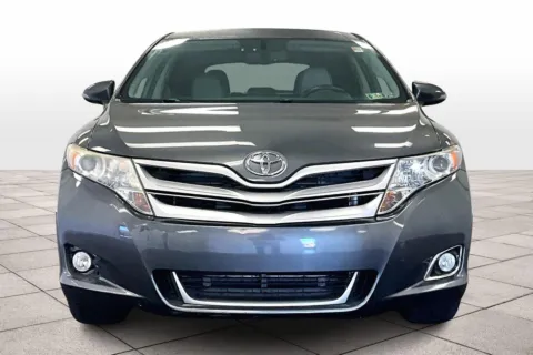 More photos of 2015 Toyota Venza XLE at Bob Ruth Ford Dillsburg, PA