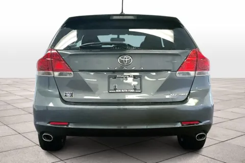 More photos of 2015 Toyota Venza XLE at Bob Ruth Ford Dillsburg, PA