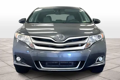 More photos of 2015 Toyota Venza XLE at Bob Ruth Ford Dillsburg, PA