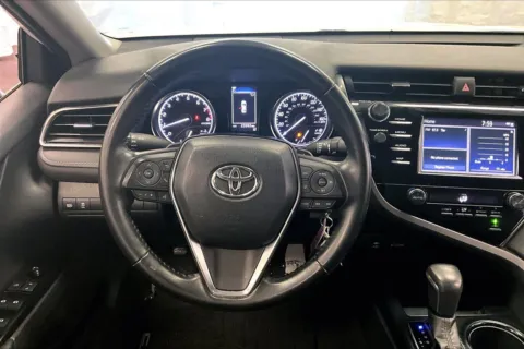 More photos of 2019 Toyota Camry SE at Bob Ruth Ford Dillsburg, PA