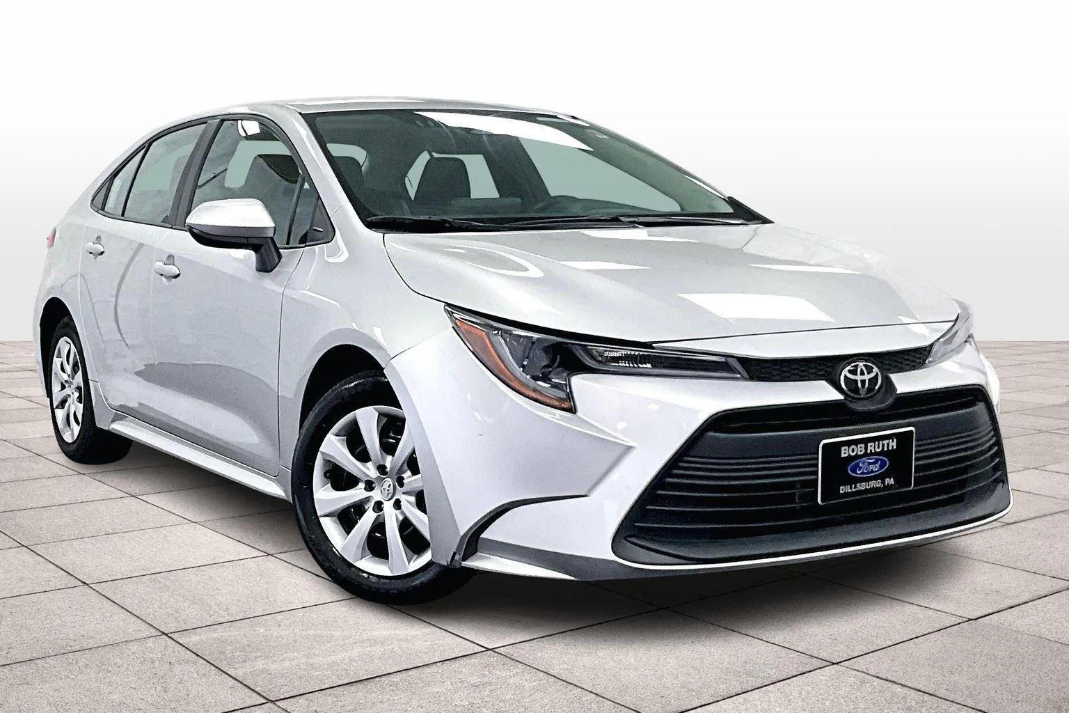 Used 2024 Toyota Corolla LE with VIN 5YFB4MDE0RP173711 for sale in Kansas City
