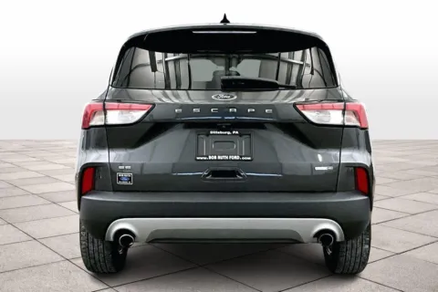 More photos of 2020 Ford Escape SE at Bob Ruth Ford Dillsburg, PA
