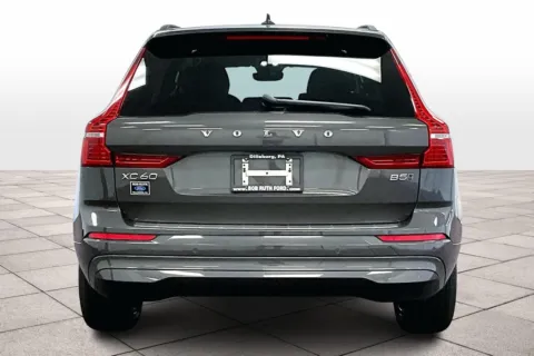 More photos of 2022 Volvo XC60 Momentum at Bob Ruth Ford Dillsburg, PA