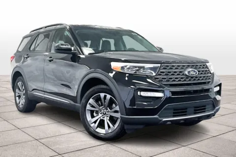 Photos of 2022 Ford Explorer XLT for sale in Dillsburg, PA at Bob Ruth Ford Dillsburg