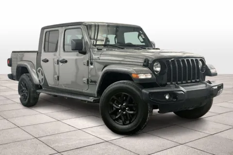 Photos of 2022 Jeep Gladiator Altitude for sale in Dillsburg, PA at Bob Ruth Ford Dillsburg