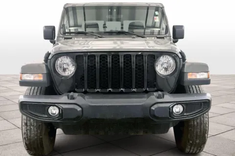 Another view of 2022 Jeep Gladiator Altitude for sale in Dillsburg, PA at Bob Ruth Ford Dillsburg