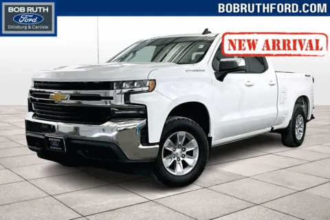 White 2019 Chevrolet Silverado 1500 LT for sale in Dillsburg, PA