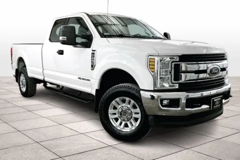Photos of 2019 Ford Super Duty F-250 SRW XLT for sale in Dillsburg, PA at Bob Ruth Ford Dillsburg