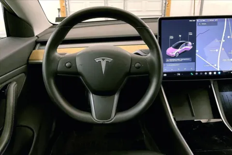 More photos of 2019 Tesla Model 3 Long Range at Bob Ruth Ford Dillsburg, PA