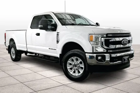 Photos of 2020 Ford Super Duty F-250 SRW XLT for sale in Dillsburg, PA at Bob Ruth Ford Dillsburg