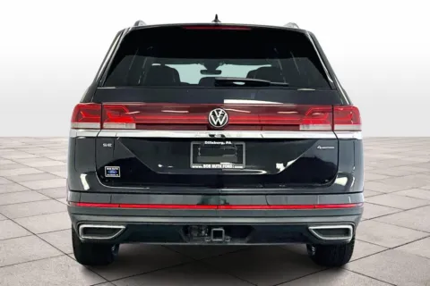 More photos of 2024 Volkswagen Atlas 2.0T SE w/Technology at Bob Ruth Ford Dillsburg, PA