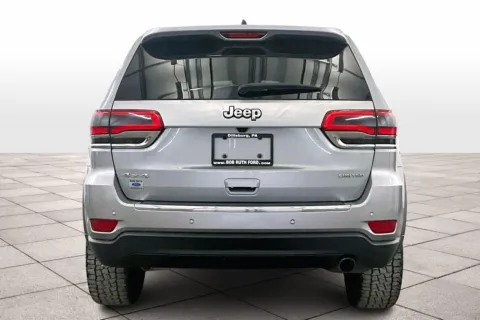 More photos of 2017 Jeep Grand Cherokee Limited at Bob Ruth Ford Dillsburg, PA