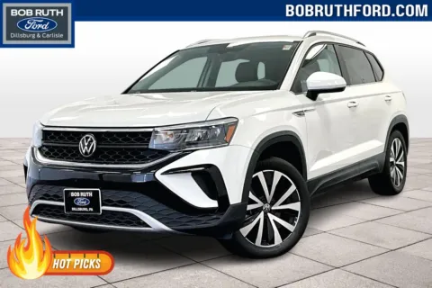 White 2023 Volkswagen Taos SE for sale in Dillsburg, PA
