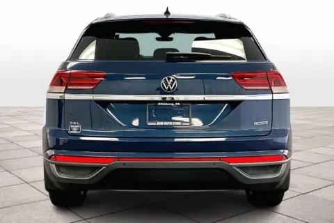 More photos of 2020 Volkswagen Atlas Cross Sport 2.0T SEL at Bob Ruth Ford Dillsburg, PA