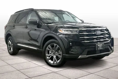 Photos of 2025 Ford Explorer Active for sale in Dillsburg, PA at Bob Ruth Ford Dillsburg