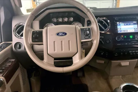 More photos of 2008 Ford Super Duty F-450 DRW Lariat at Bob Ruth Ford Dillsburg, PA
