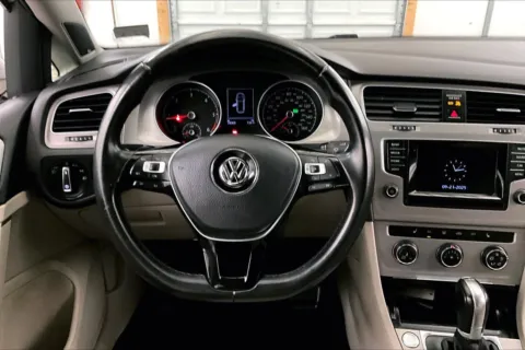 More photos of 2015 Volkswagen Golf SportWagen TDI SE at Bob Ruth Ford Dillsburg, PA