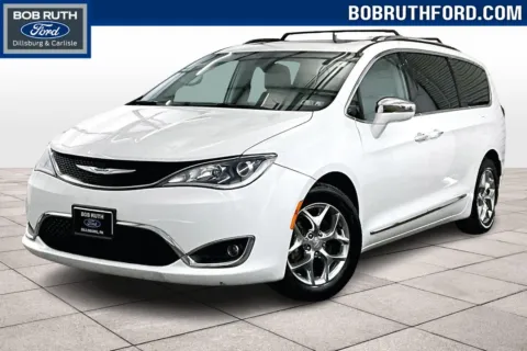 White 2019 Chrysler Pacifica Limited for sale in Dillsburg, PA