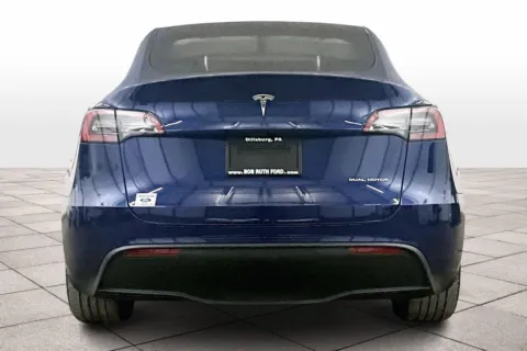 More photos of 2021 Tesla Model Y Long Range at Bob Ruth Ford Dillsburg, PA