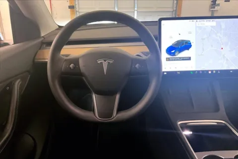 More photos of 2021 Tesla Model Y Long Range at Bob Ruth Ford Dillsburg, PA