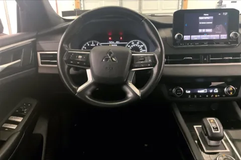 More photos of 2022 Mitsubishi Outlander Black Edition at Bob Ruth Ford Dillsburg, PA