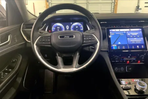 More photos of 2021 Jeep Grand Cherokee L Limited at Bob Ruth Ford Dillsburg, PA