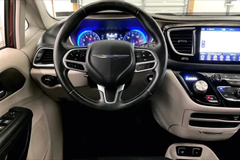 More photos of 2018 Chrysler Pacifica Touring L at Bob Ruth Ford Dillsburg, PA