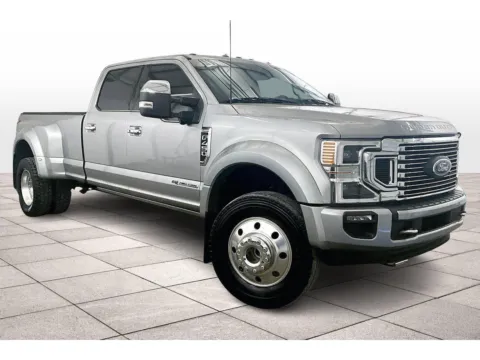 Photos of 2022 Ford Super Duty F-450 DRW Platinum for sale in Dillsburg, PA at Bob Ruth Ford Dillsburg