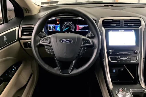 More photos of 2017 Ford Fusion SE at Bob Ruth Ford Dillsburg, PA