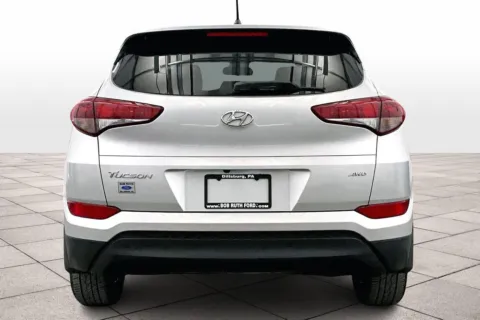 More photos of 2018 Hyundai Tucson SE at Bob Ruth Ford Dillsburg, PA