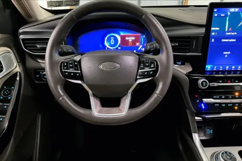 More photos of 2023 Ford Explorer Platinum at Bob Ruth Ford Dillsburg, PA