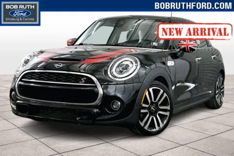 Black 2021 MINI Hardtop 4 Door Cooper S for sale in Dillsburg, PA