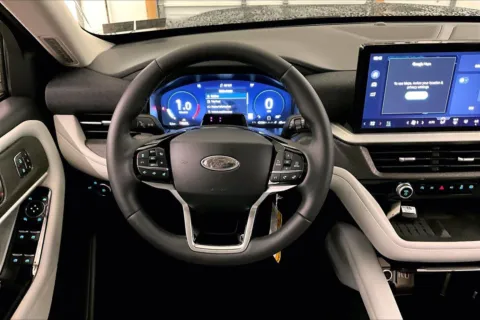 More photos of 2025 Ford Explorer Platinum at Bob Ruth Ford Dillsburg, PA