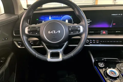 More photos of 2023 Kia Sportage Hybrid SX-Prestige at Bob Ruth Ford Dillsburg, PA