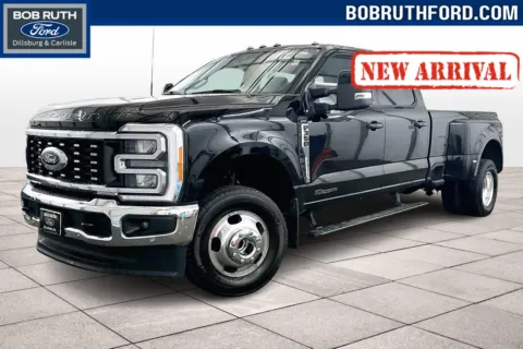 Black 2023 Ford Super Duty F-350 DRW LARIAT for sale in Dillsburg, PA