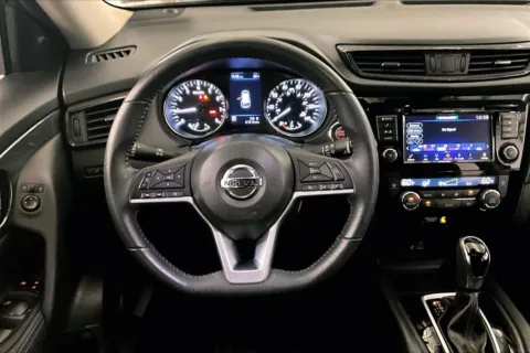 More photos of 2019 Nissan Rogue SV at Bob Ruth Ford Dillsburg, PA