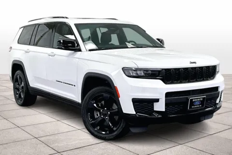 Photos of 2023 Jeep Grand Cherokee L Altitude for sale in Dillsburg, PA at Bob Ruth Ford Dillsburg