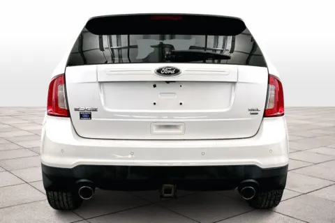 More photos of 2013 Ford Edge SEL at Bob Ruth Ford Dillsburg, PA