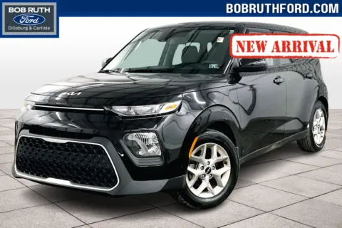 Black 2022 Kia Soul LX for sale in Dillsburg, PA