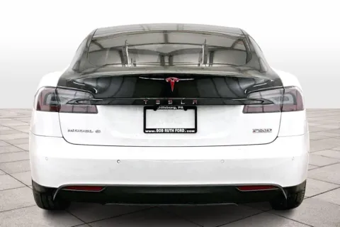 More photos of 2016 Tesla Model S P90D at Bob Ruth Ford Dillsburg, PA