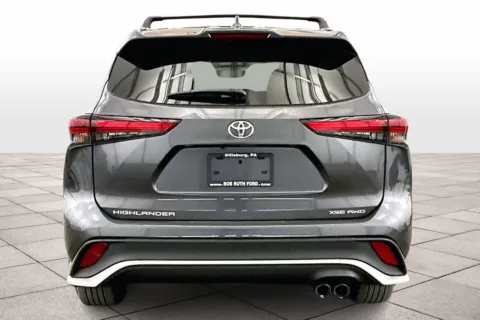 More photos of 2023 Toyota Highlander XSE at Bob Ruth Ford Dillsburg, PA