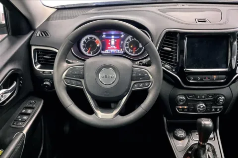 More photos of 2021 Jeep Cherokee Limited at Bob Ruth Ford Dillsburg, PA