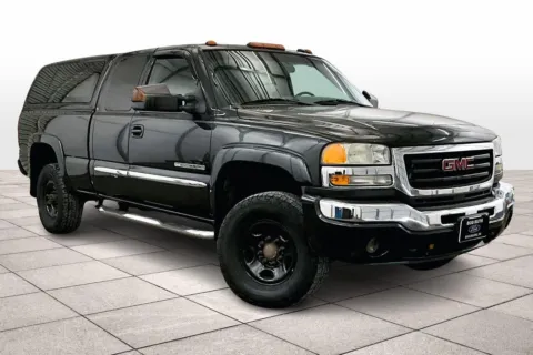 Photos of 2003 GMC Sierra 2500HD SLT for sale in Dillsburg, PA at Bob Ruth Ford Dillsburg