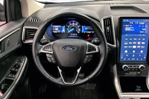 More photos of 2023 Ford Edge SEL at Bob Ruth Ford Dillsburg, PA