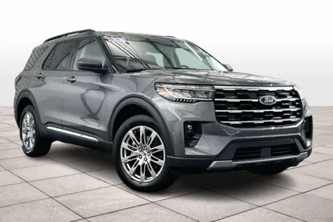 Photos of 2025 Ford Explorer Active for sale in Dillsburg, PA at Bob Ruth Ford Dillsburg
