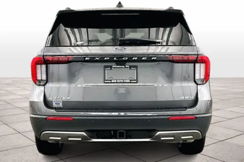 More photos of 2025 Ford Explorer Active at Bob Ruth Ford Dillsburg, PA
