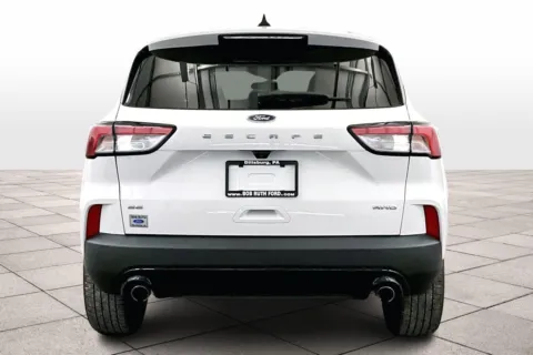 More photos of 2022 Ford Escape SE at Bob Ruth Ford Dillsburg, PA