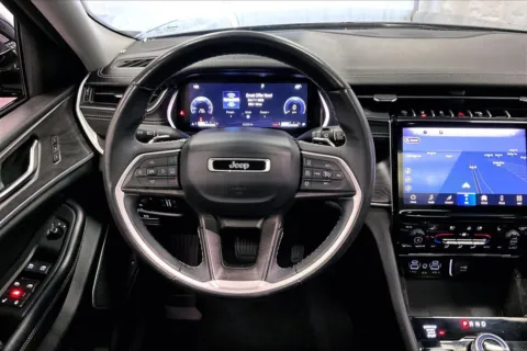 More photos of 2022 Jeep Grand Cherokee L Limited at Bob Ruth Ford Dillsburg, PA