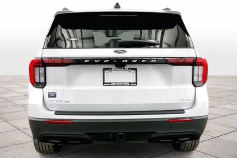 More photos of 2025 Ford Explorer Active at Bob Ruth Ford Dillsburg, PA